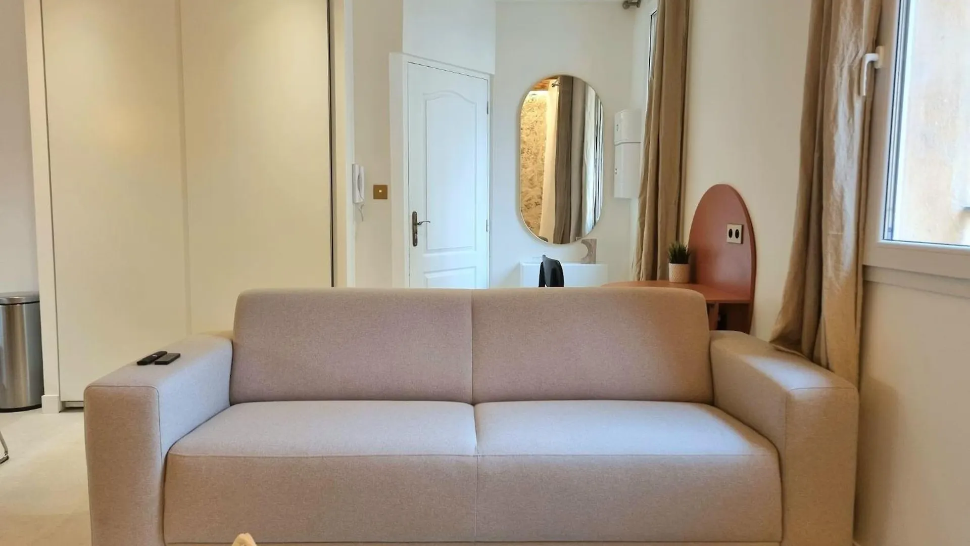 25 Rue Celony - Le Vendome - Jacuzzi - Videoprojecteur Apartment Aix-en-Provence France